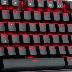 Kit tastatura mecanica si mouse Redragon Gaming Essentials 3-in-1 V2