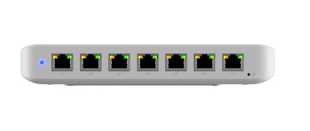 8-port GbE PoE Switch  USW-Ultra-210W