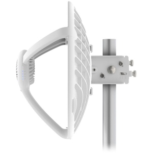 Ubiquiti AF60 LR is a 60GHz radio designed for high-throughput connectivity over an extended range. The airFiber 60 LR features the integrated high-gain dish antenna for high speed, long-range performance Point-to-Point (PtP) links 12+ km