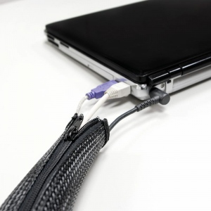 LOGILINK - Flexible Cable protection with Zipper 1m